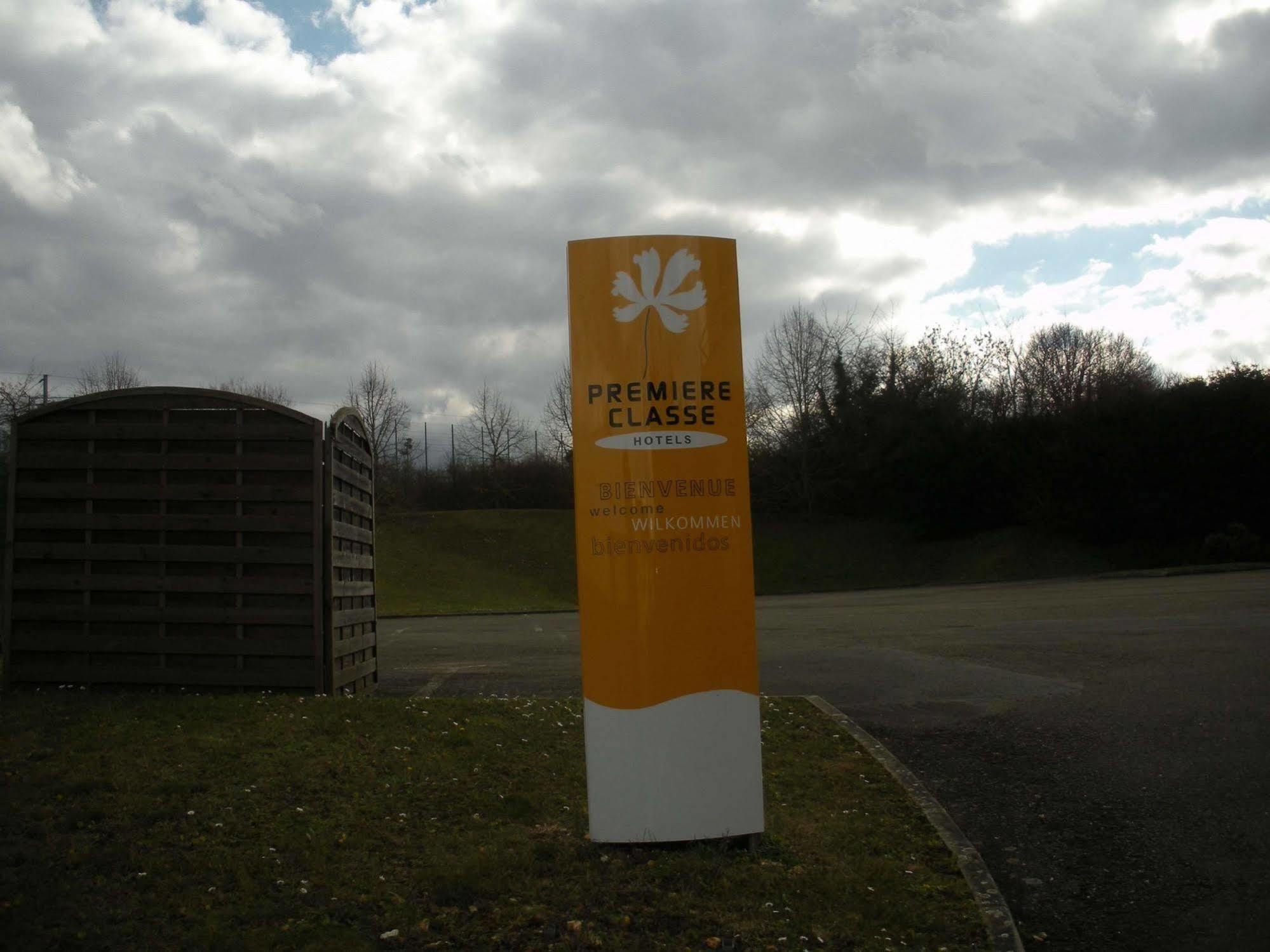 Premiere Classe Dreux Extérieur photo