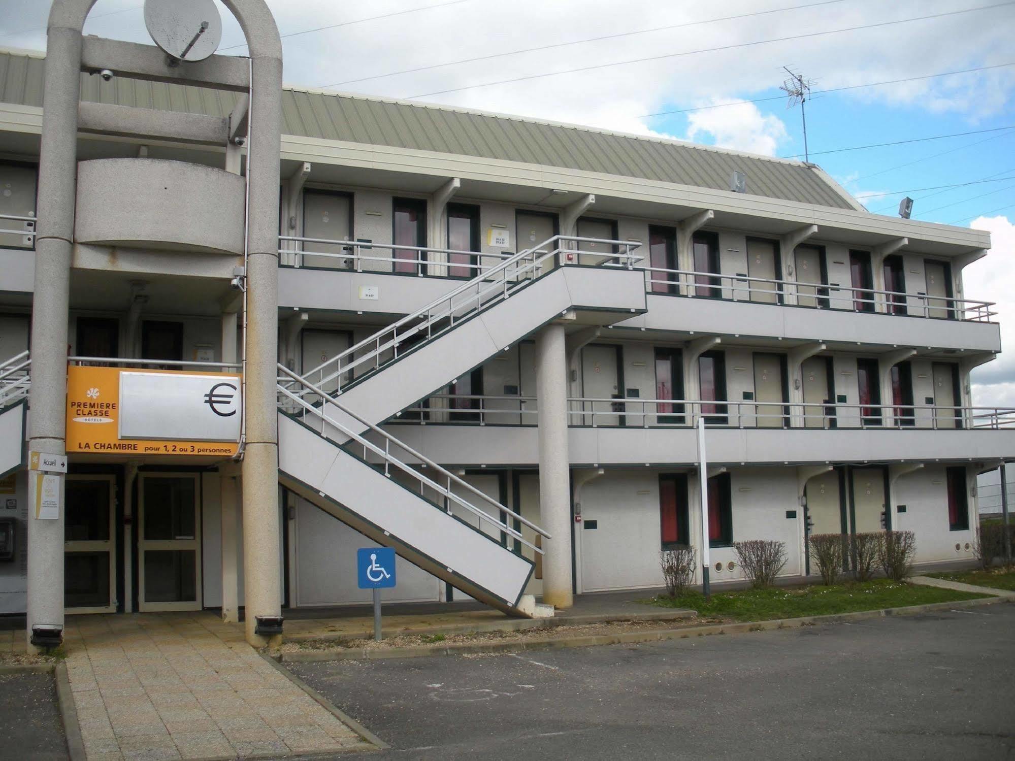 Premiere Classe Dreux Extérieur photo