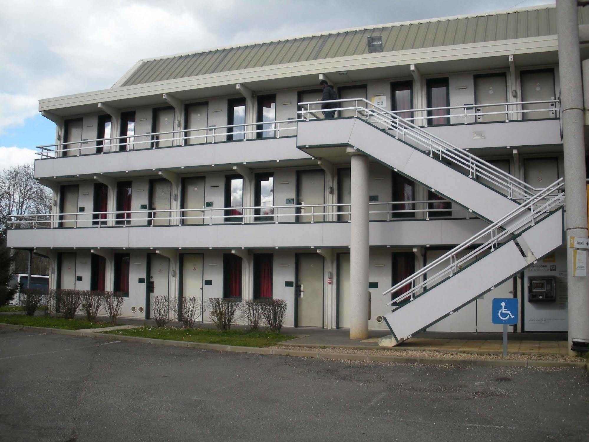 Premiere Classe Dreux Extérieur photo