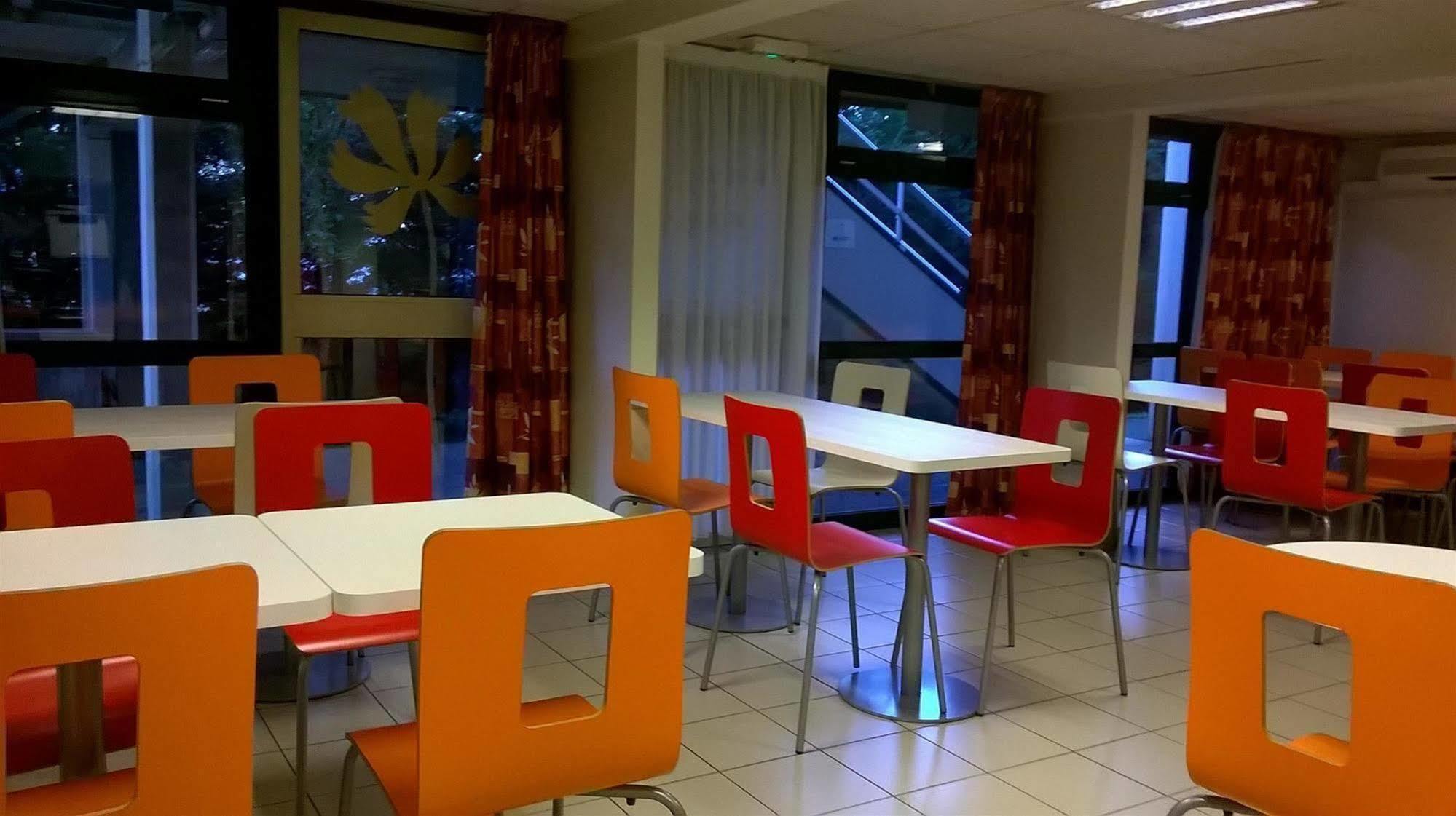 Premiere Classe Dreux Extérieur photo